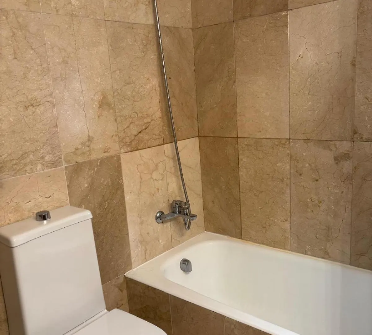 Charming 3 Bedroom Apartment With Sea View In The Heart Of 索托格兰德